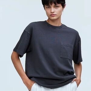 Black Short Sleeve Crew Neck Tee